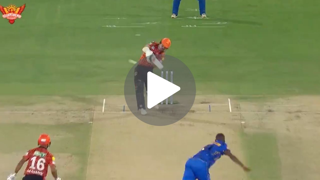 [Watch] 6, 6, 4, 4 - Travis Head Thrashes MI's Maphaka On His IPL Debut 
